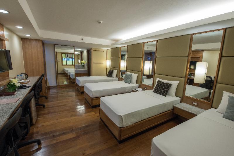 The Legend Villas Mandaluyong Exterior photo